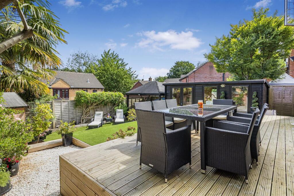 Coniston Close, Bridgeyate photo 4