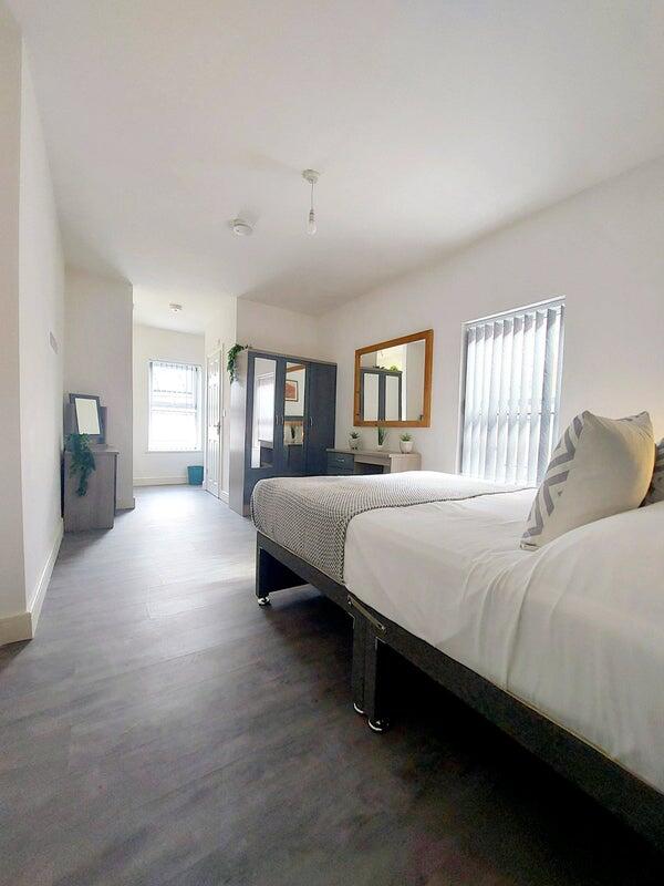 Main image of property: Oundle Road, Peterborough