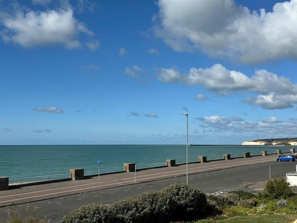 Apartment in Brighton - View 2