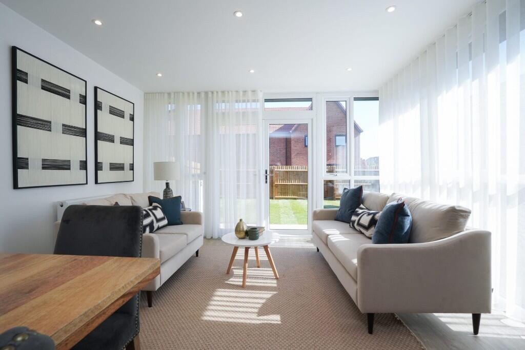 House in Tewkesbury, Churchdown - View 4
