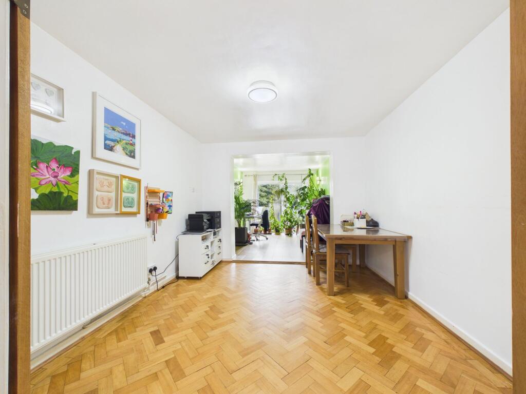 House in Reading - View 4