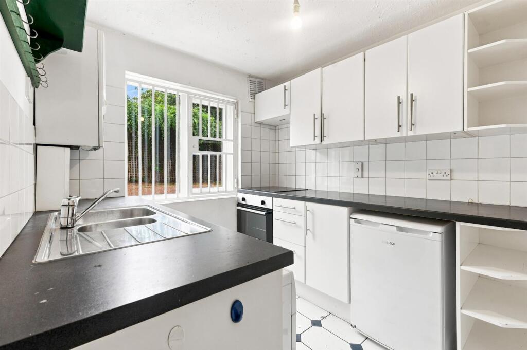 Apartment in London - View 4