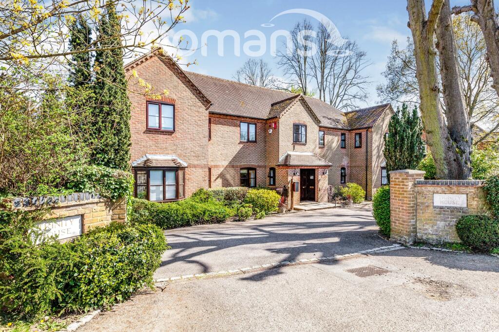 Main image of property: Trinity House, Maidenhead Road, Cookham, SL6