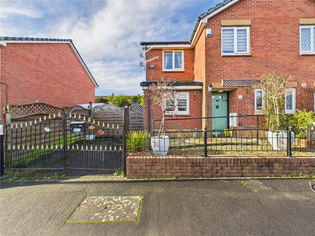 3-bed semi-detached on Sandburrows, Bristol, BS13, £315,000