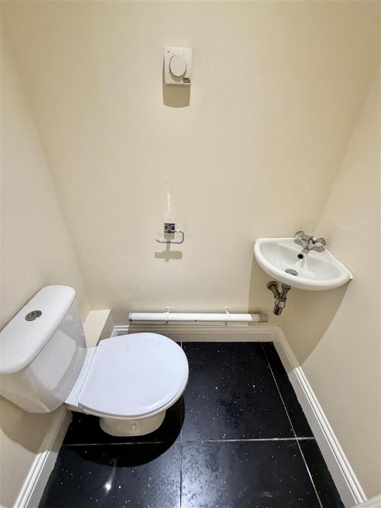 House in Houghton-le-Spring, Brickgarth Estate, Hetton - More