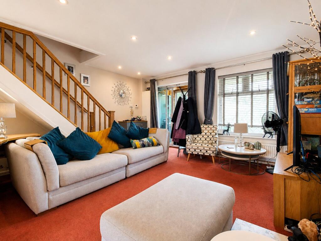 House in Reading, Arborfield and Newland - View 2