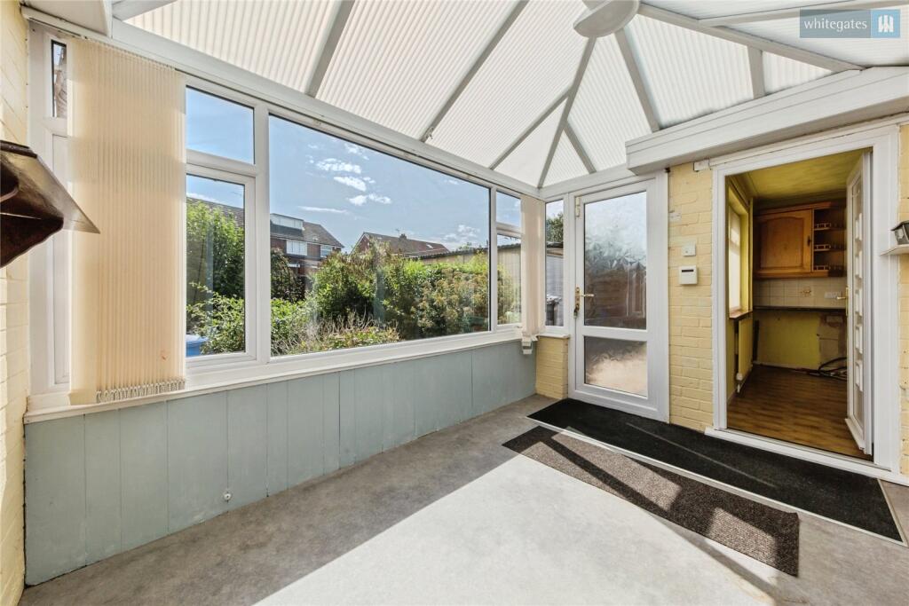 Lingfield Drive, Crewe, Cheshire, CW1 photo 2