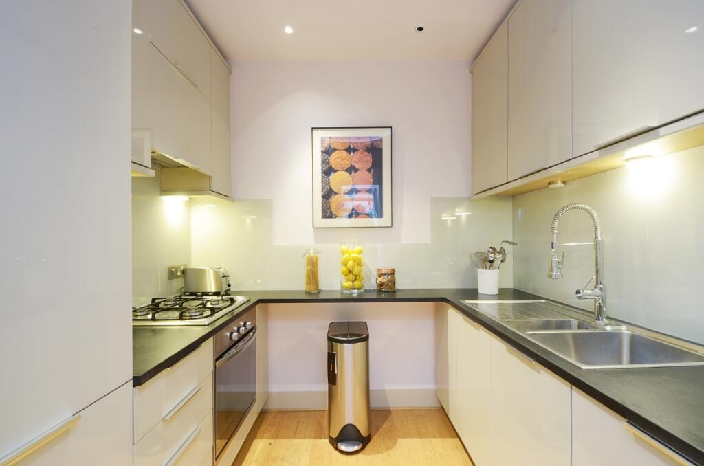 Apartment in London - View 4