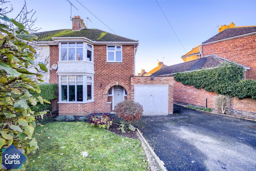 Main image of property: Kinross Road, Lillington, Leamington Spa, Warwickshire, CV32