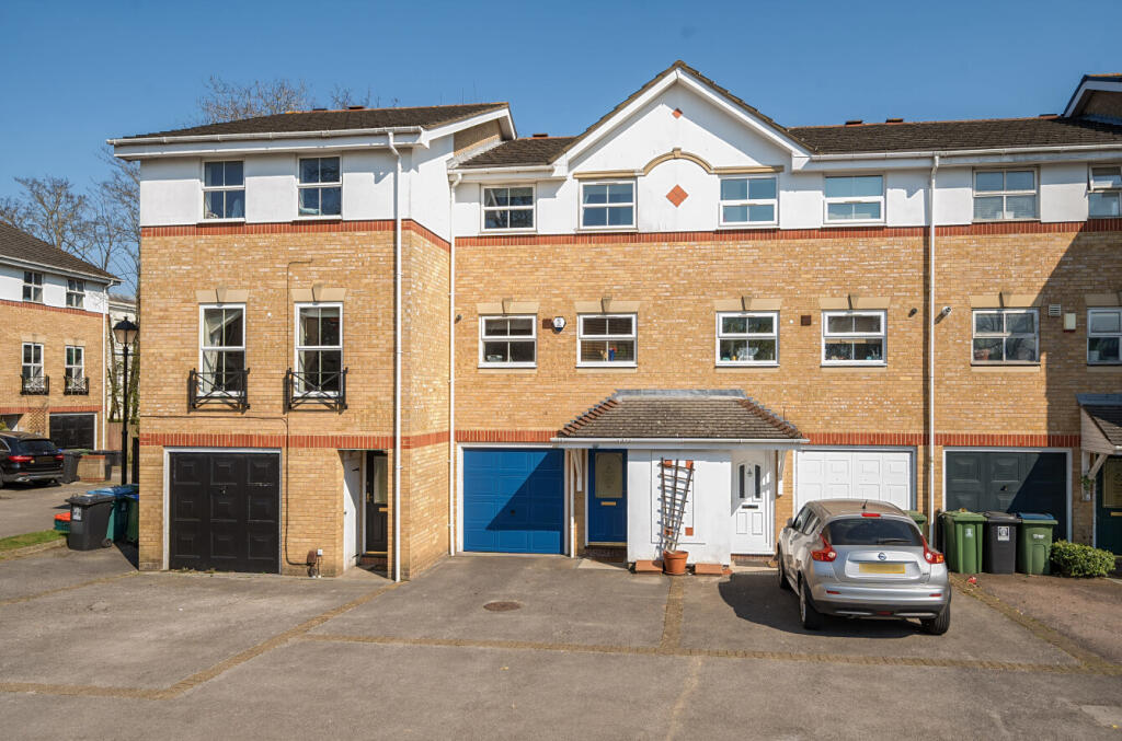 Main image of property: Ladys Close, Watford WD18 0WA