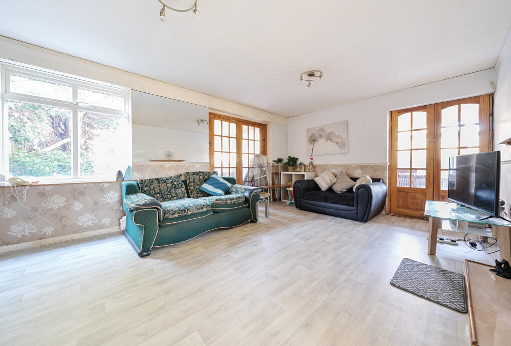 House in Sevenoaks - View 2