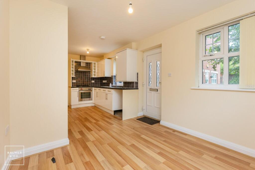 Apartment in Wigan, New Hall Farm - More