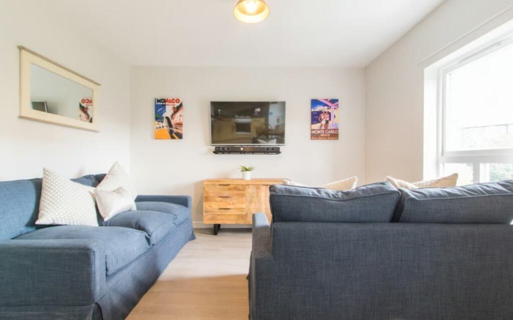 Main image of property: Morrison Circus, Haymarket, Edinburgh, EH3