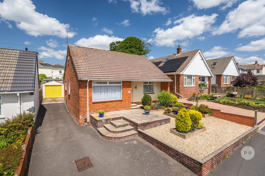 Main image of property: Mission Road, Broadstone, Poole,  BH18 8JJ