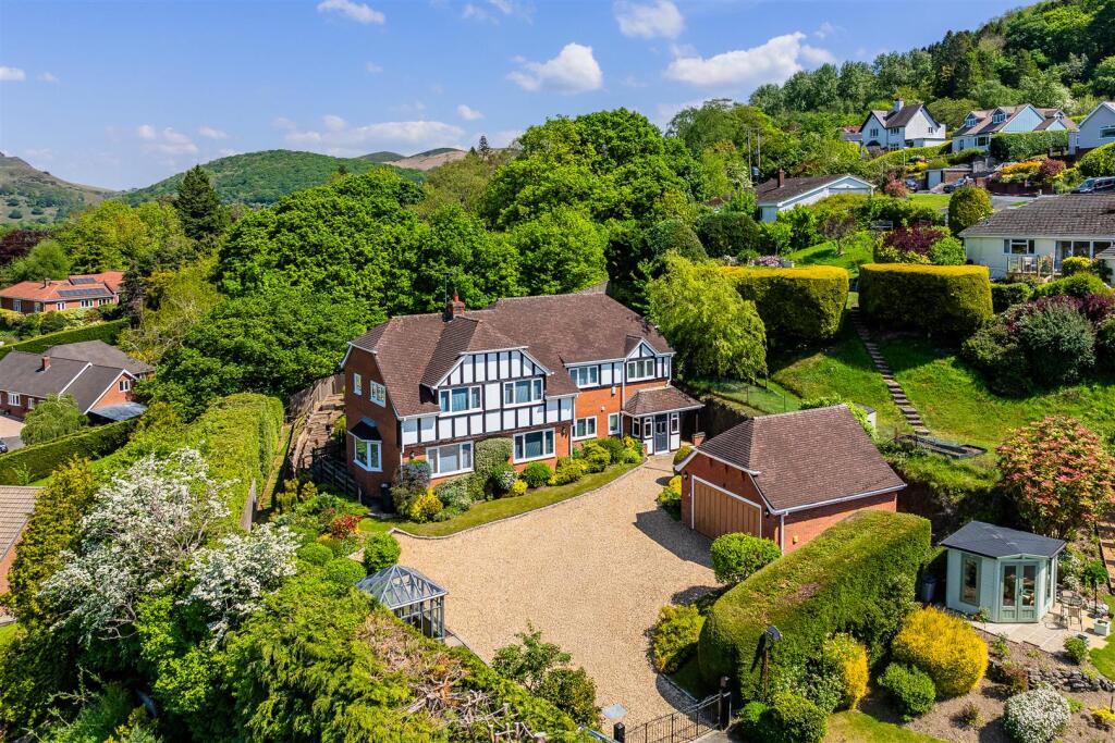 Main image of property: Heartsease, Clive Avenue, Church Stretton, SY6 7BL