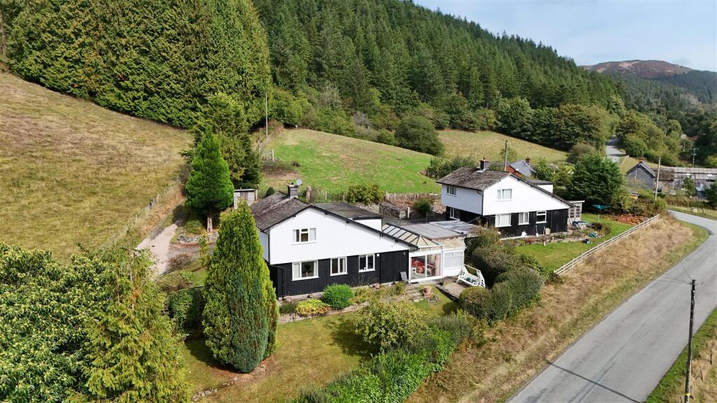 Main image of property: Llanwddyn, Oswestry.