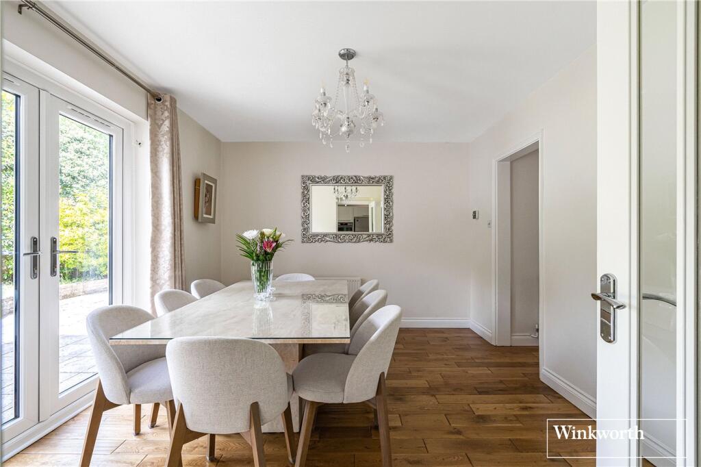 House in Runnymede, Surrey - More