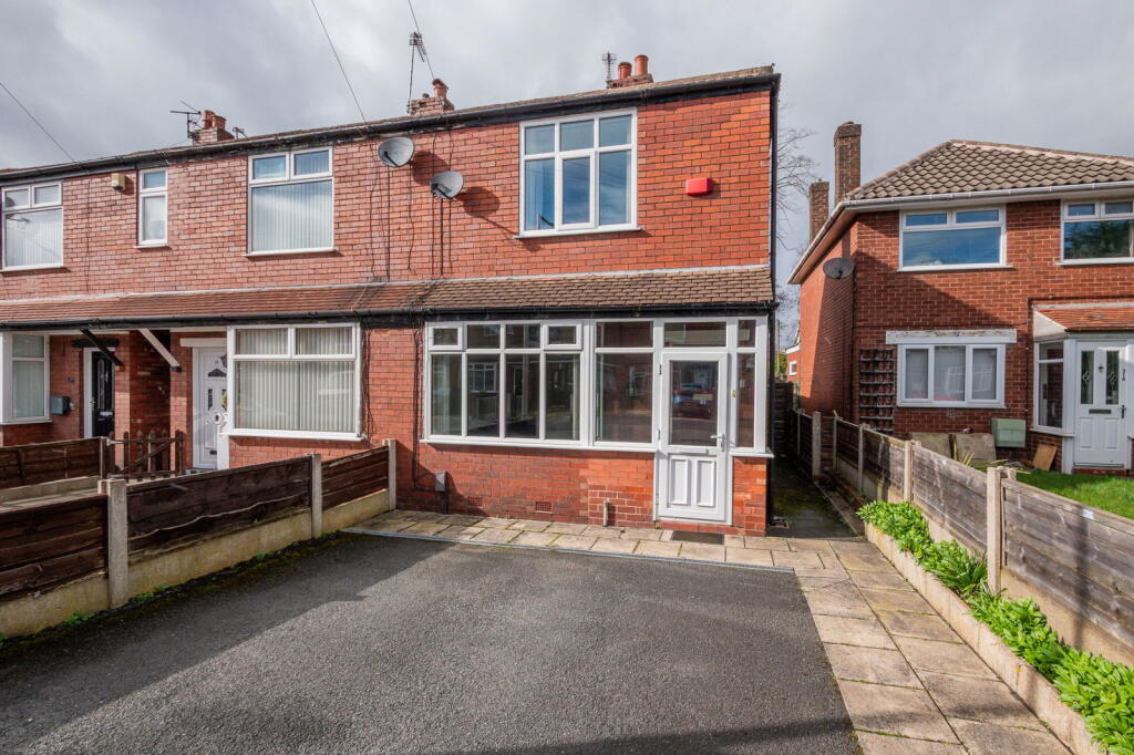 Main image of property: Spring Gardens, Hazel Grove, Stockport SK7 4AE