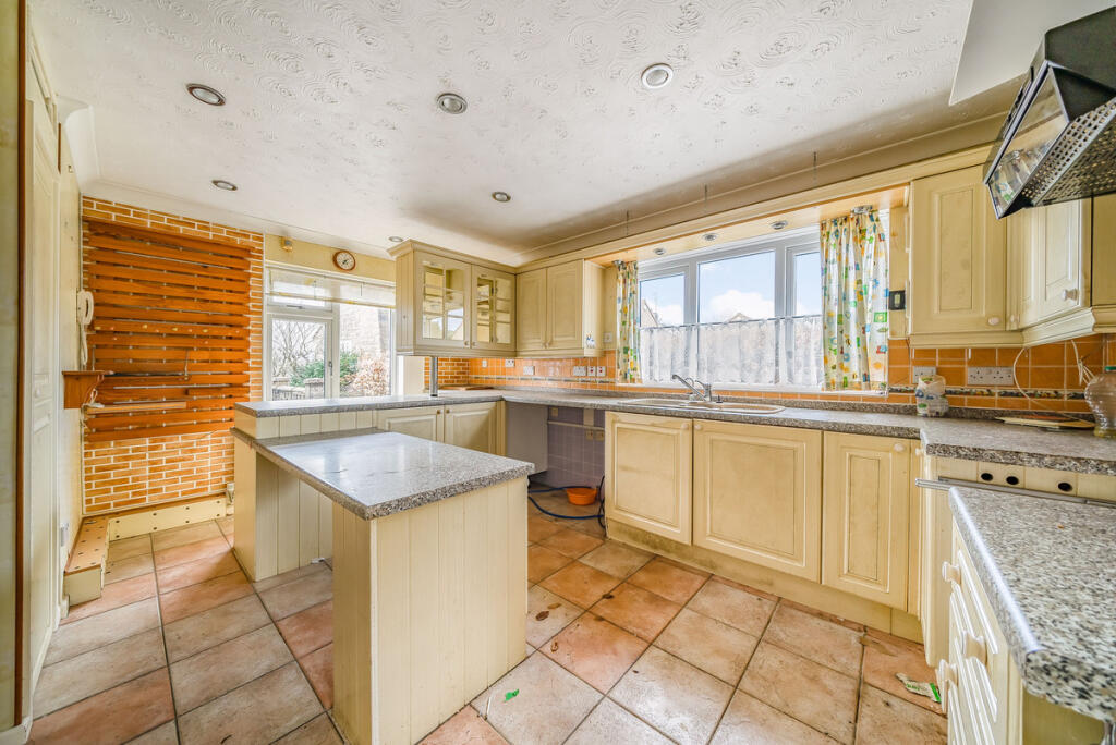 5, Beech Tree Close, Cattistock, DT2 0 photo 4