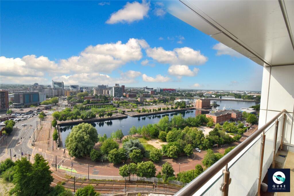 2-bed apartment on 65 Furness Quay, Salford, Greater Manchester, M50 3DN, £170,000