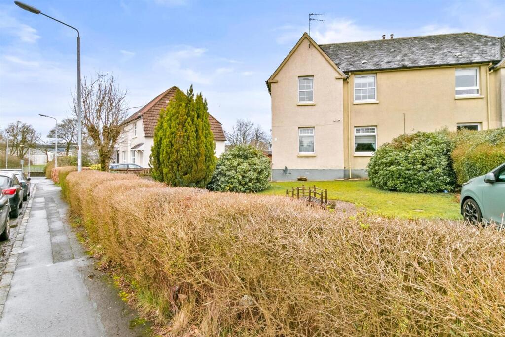 Main image of property: Whitehurst, Bearsden, Glasgow G61 4NS
