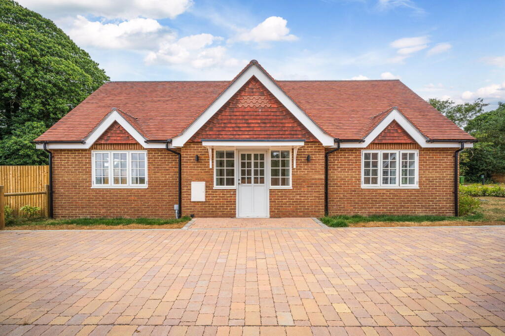 Main image of property: The Bungalow - Chestnut Cottages, West Farleigh ME15 0