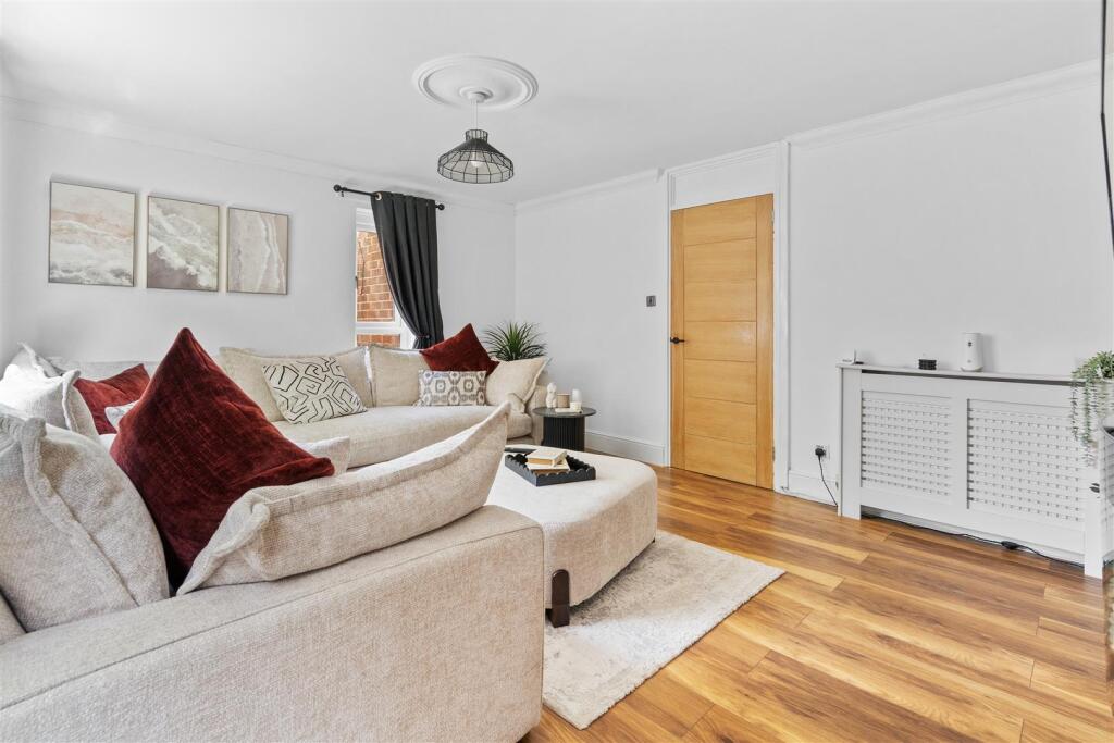 Oakley Close, Hemlington, Middlesbrough - View 4