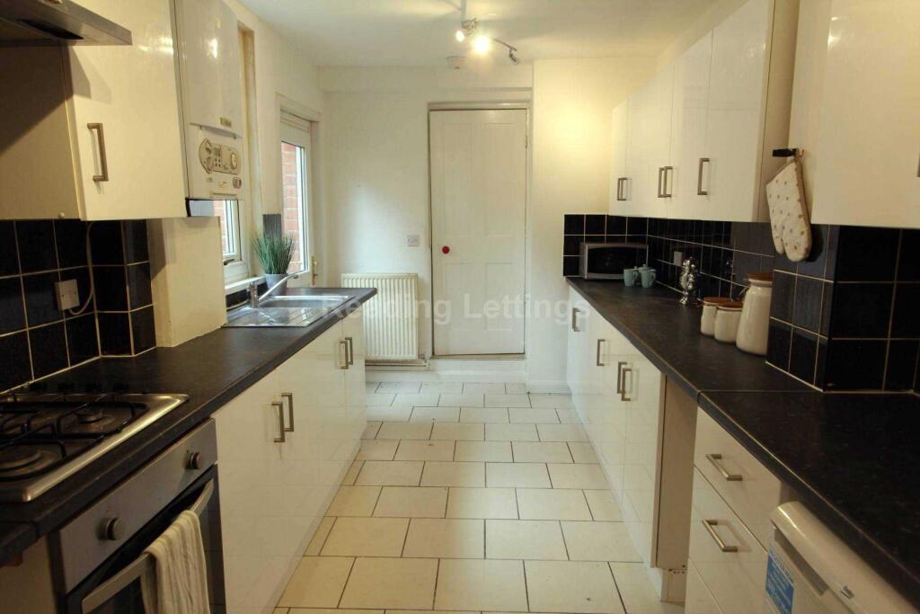 House in Reading - View 4