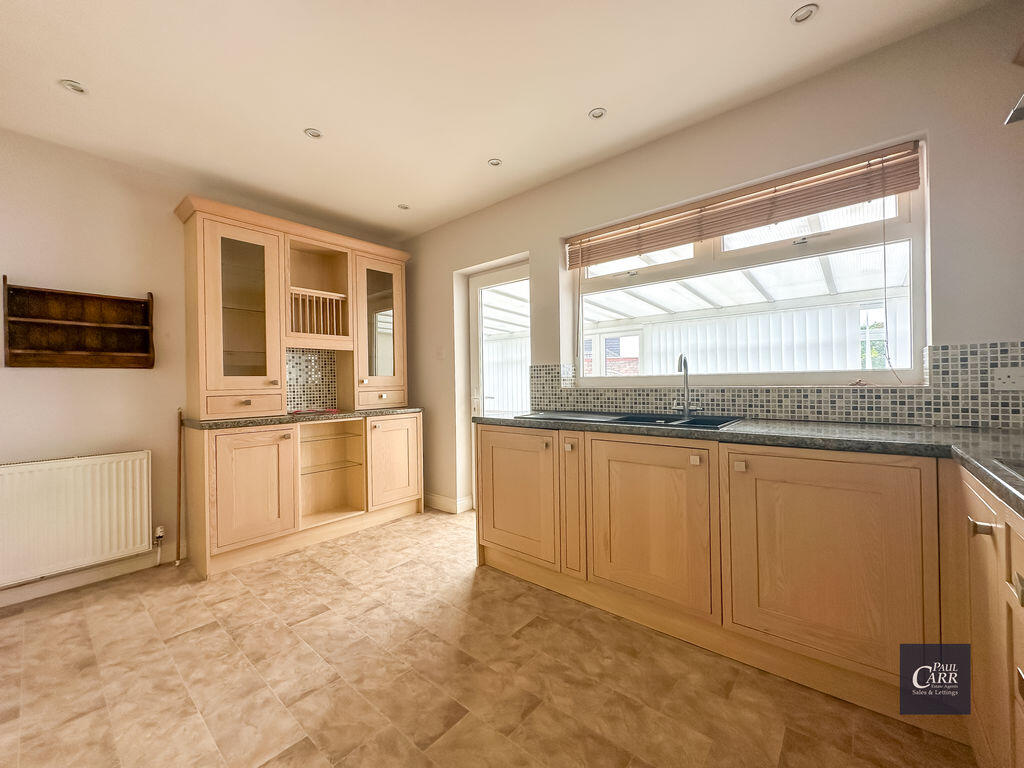 House in Walsall, West Midlands - More