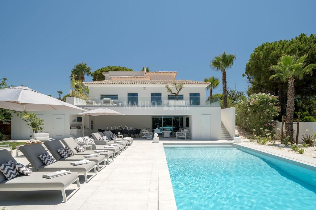 Main image of property: Algarve, Almancil