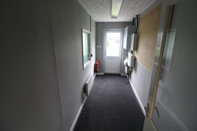 Side exit hallway 