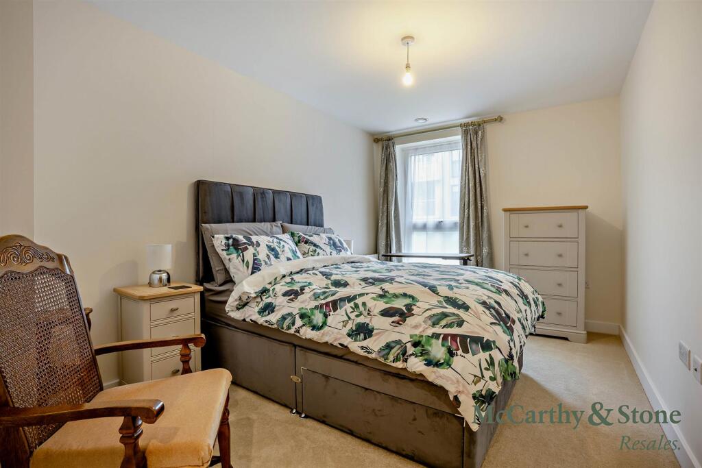 Apartment in Poole - View 5