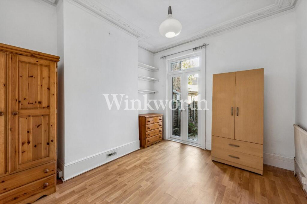 House in London - View 4