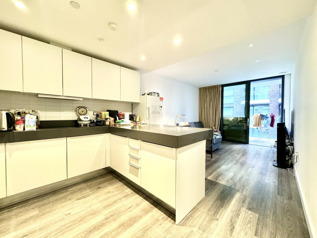 Main image of property: Catalina House, London, E1