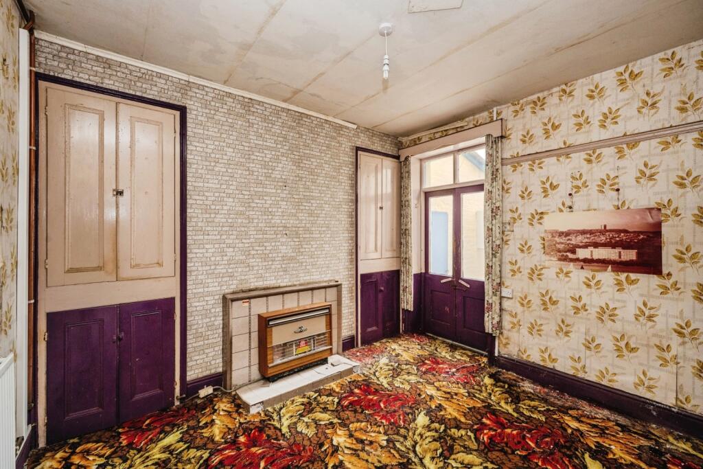 House in Swansea - More