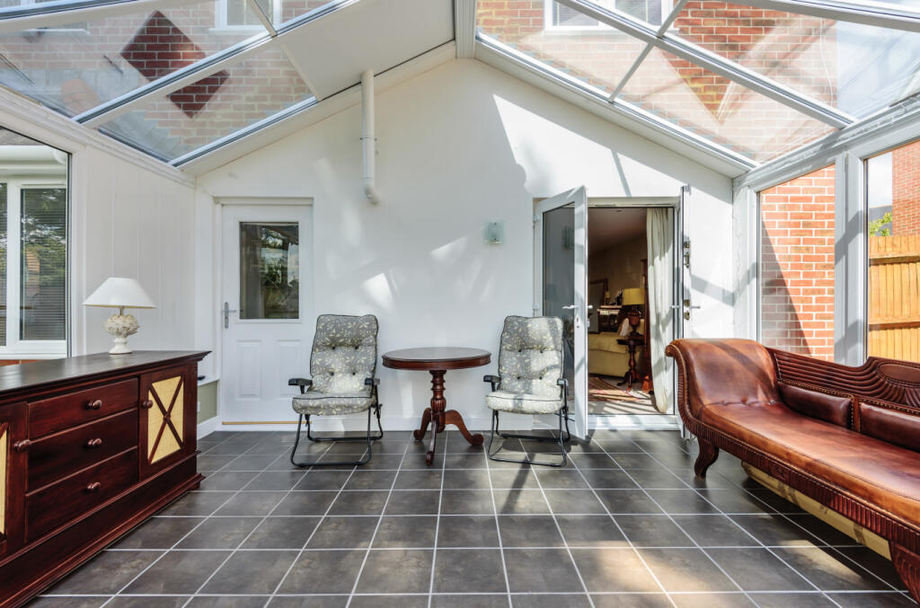 House in Guildford - View 4