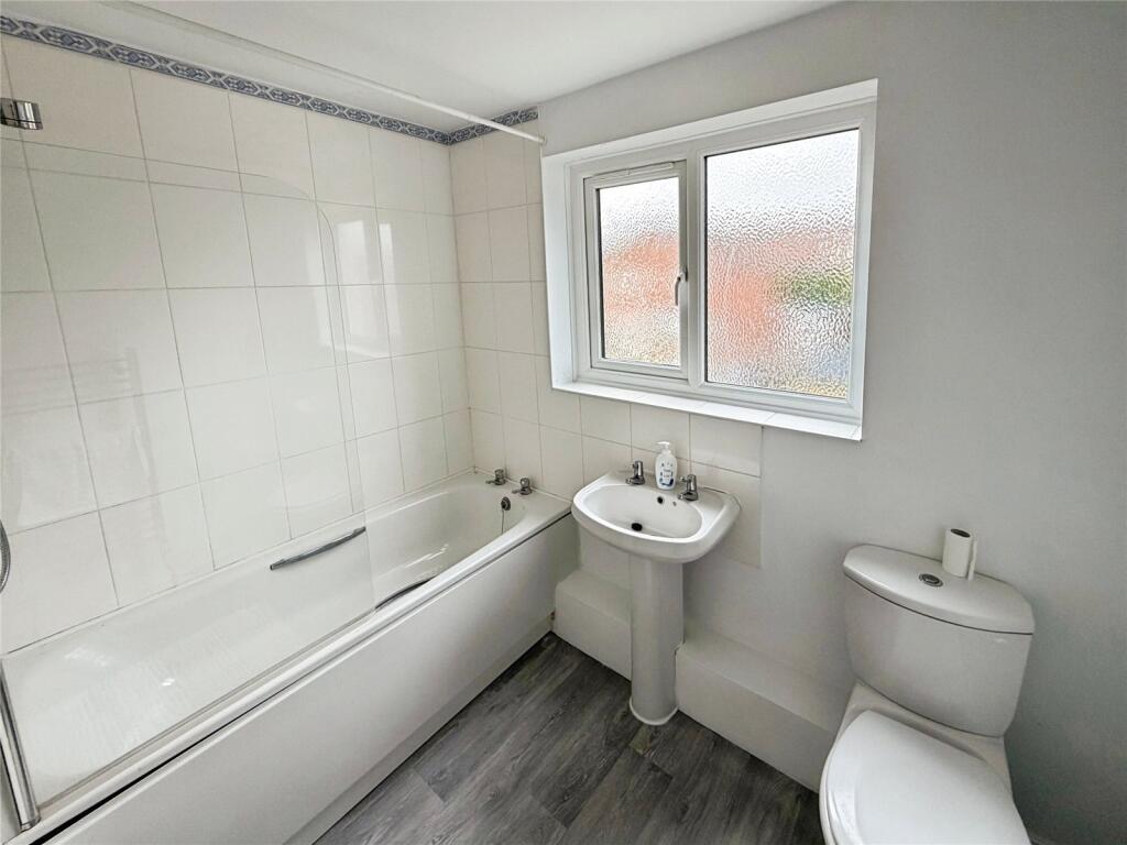 House in Doncaster - View 5