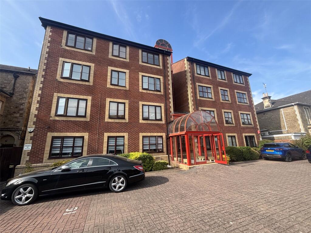 Main image of property: Bath Road, Swindon, Wiltshire, SN1