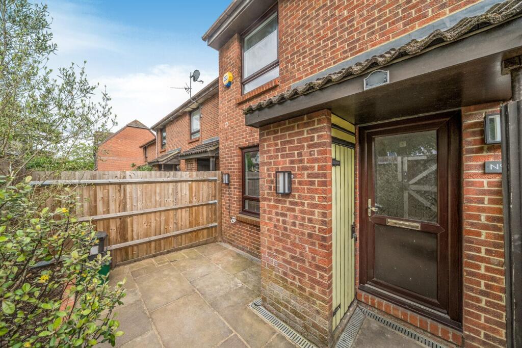 Main image of property: Ross Road, London, SE25