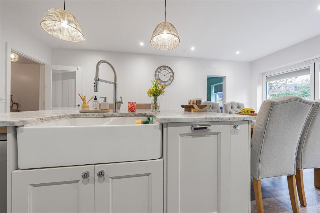 Additional image 5 of Oakwood Road, Bricket Wood, St. Albans