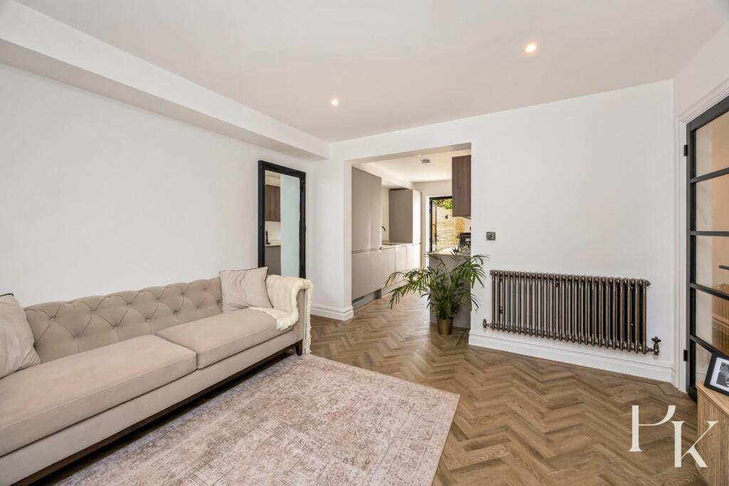 Apartment in Brighton - View 4