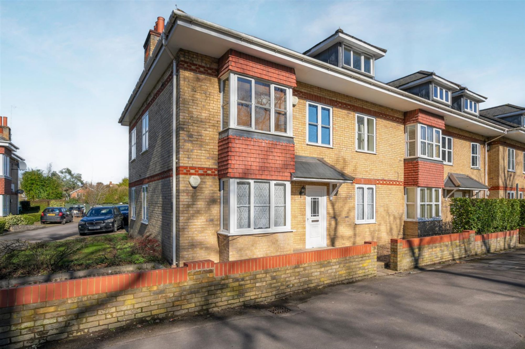 Main image of property: London Road, Ascot, SL5