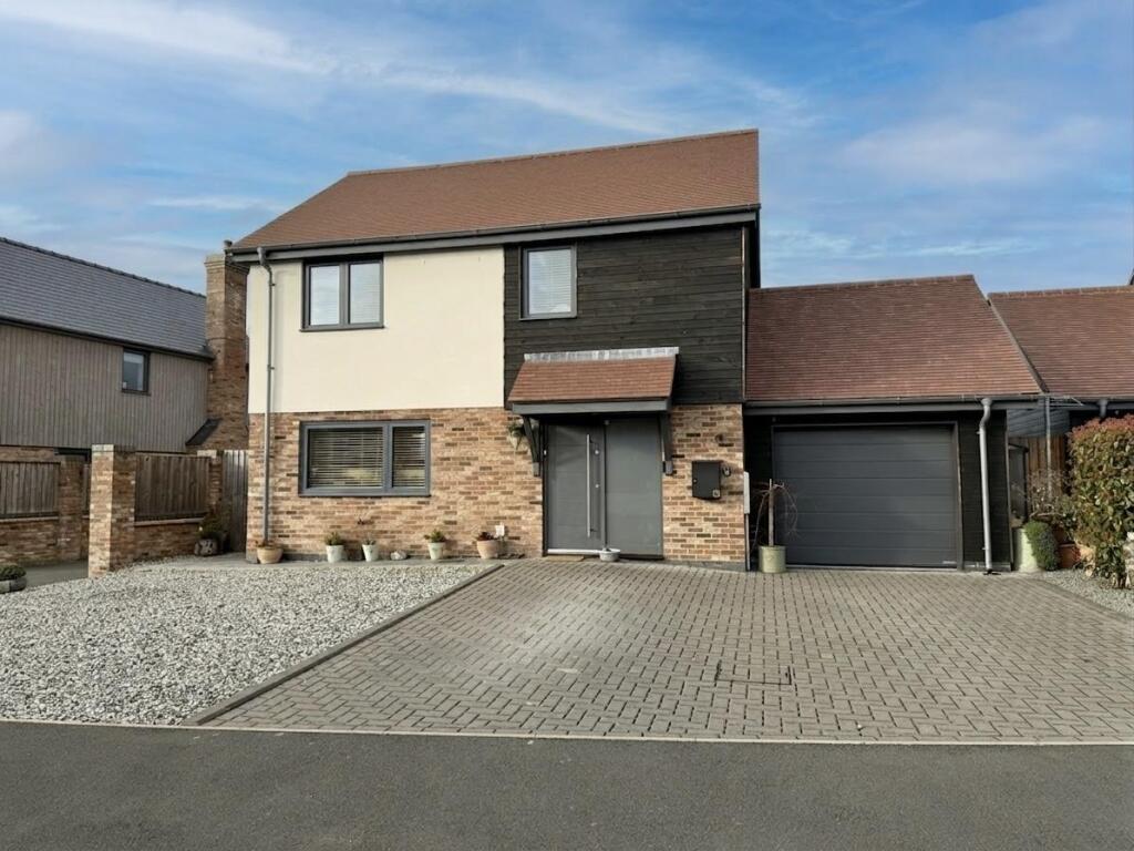 Main image of property: Pyefinch Meadow, Burghill, Hereford