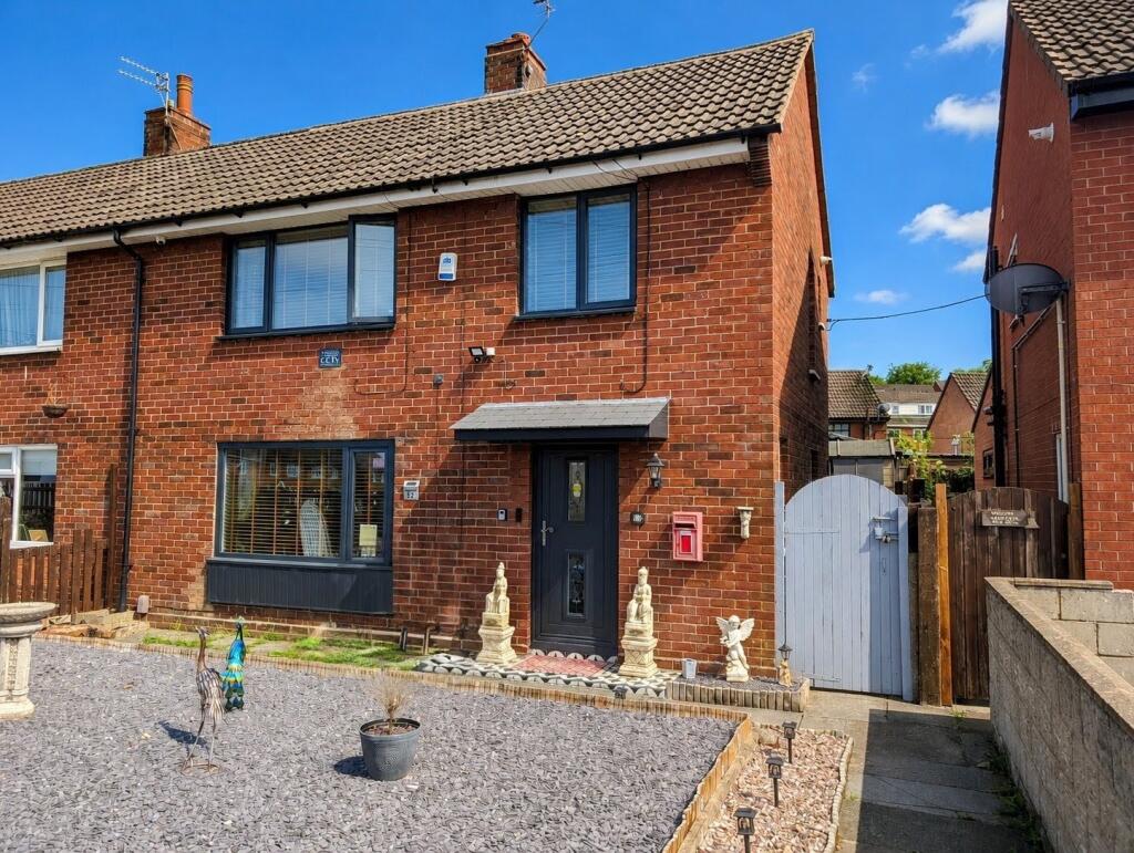 Main image of property: Victoria Avenue, Kidsgrove, Stoke-on-Trent, Staffordshire, ST7
