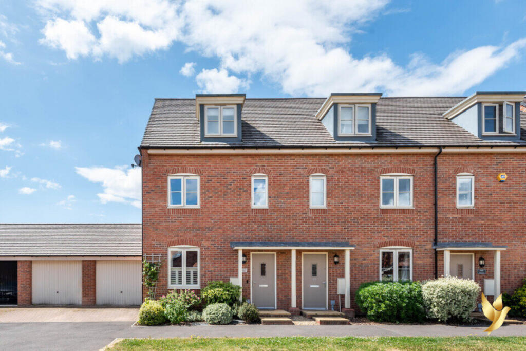 Main image of property: #WelcomeHome to: 62 Dalziel Drive, Whittington, Worcester, WR5 2QY