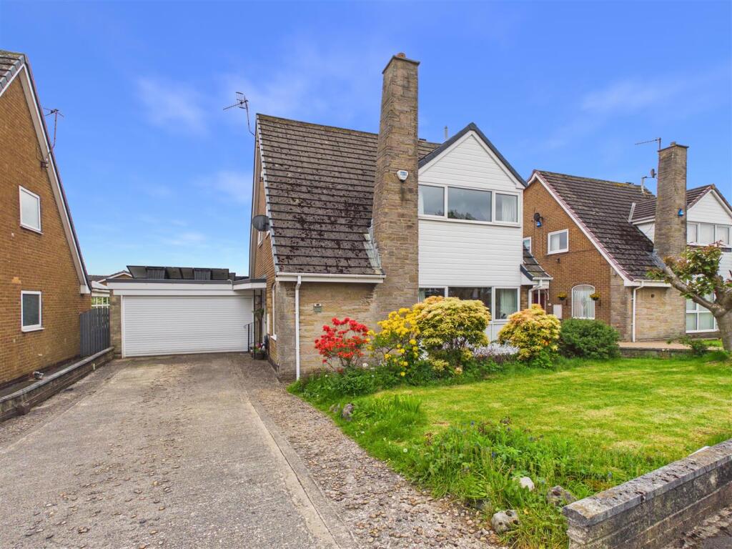 Main image of property: Tay Close, Dronfield Woodhouse, Dronfield