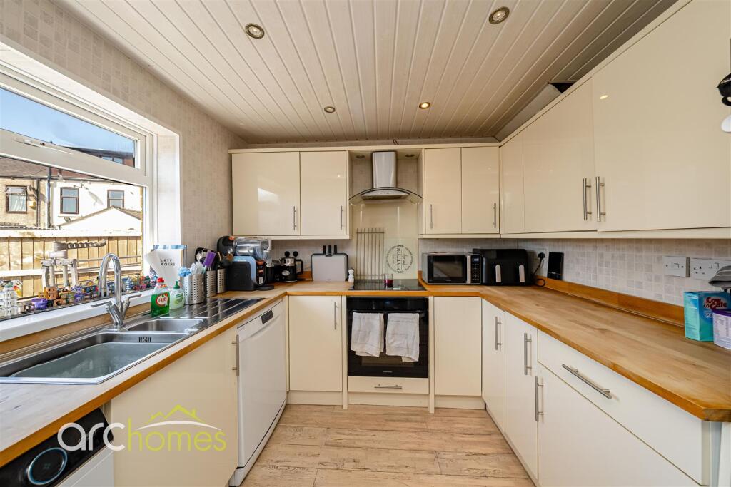 Park Lane, Abram, Wigan - View 3