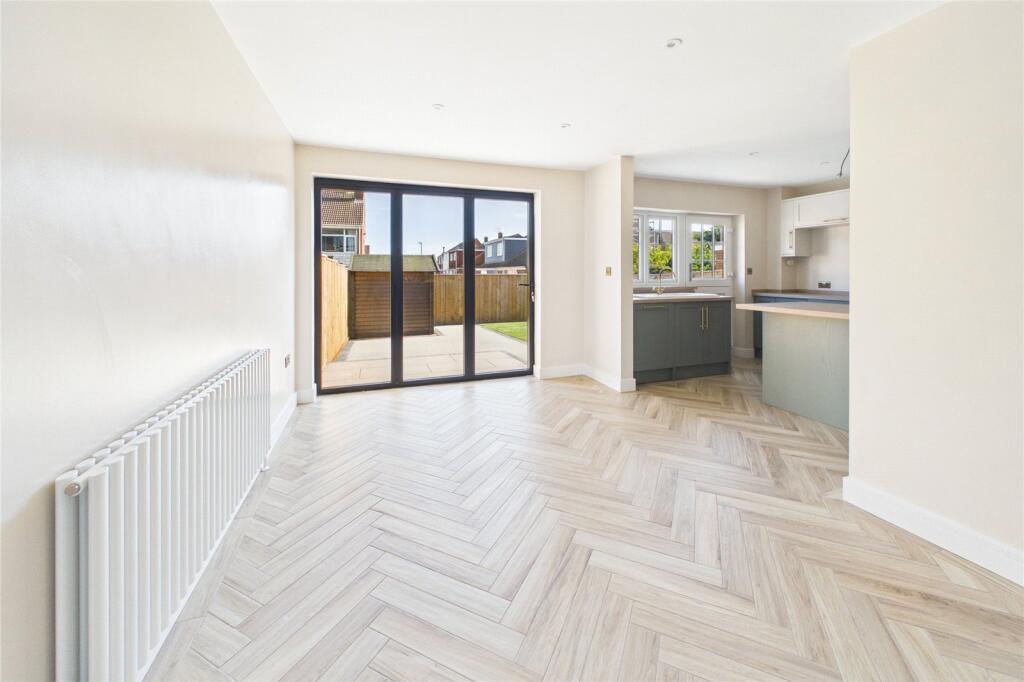 Howard Drive, Marske-by-the-Sea photo 4