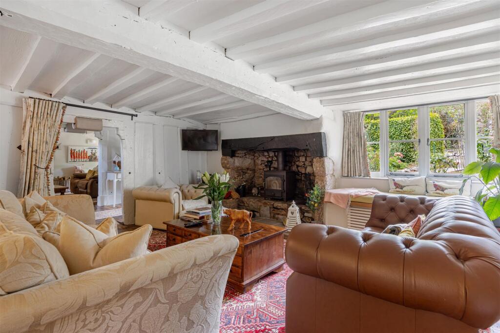 House in Teignbridge, Kingskerswell - More