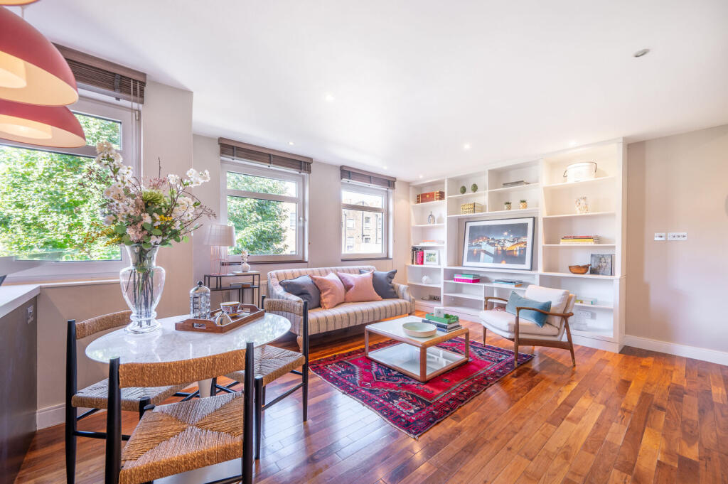 Apartment in London - View 5